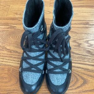 Merrell Black and Gray Ankle Boots